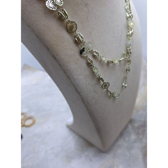 A Silver Tone Chain Necklace Disc Boho Hippie Chic Festival Whimsical - Picture 9 of 9